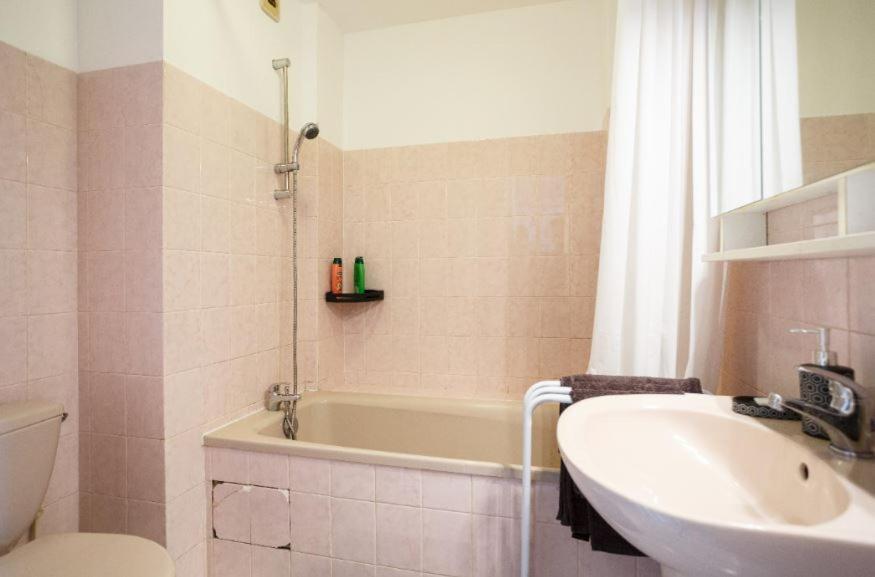 Appartement Cozy: 10/15 Min Des Champs Elysee Sartrouville Zewnętrze zdjęcie