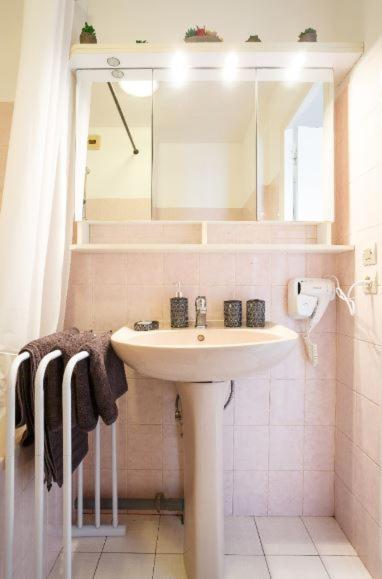 Appartement Cozy: 10/15 Min Des Champs Elysee Sartrouville Zewnętrze zdjęcie