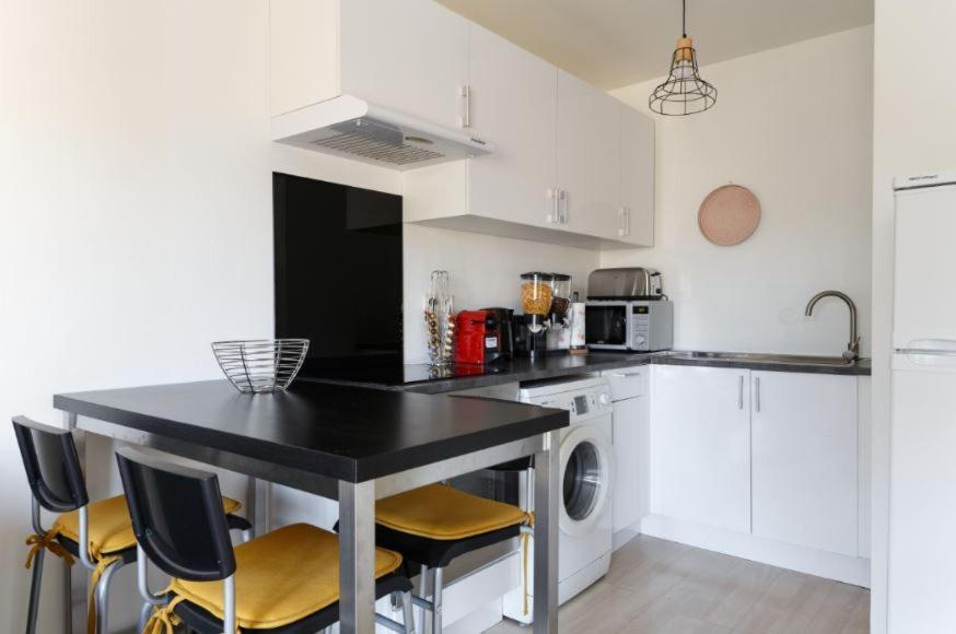 Appartement Cozy: 10/15 Min Des Champs Elysee Sartrouville Zewnętrze zdjęcie